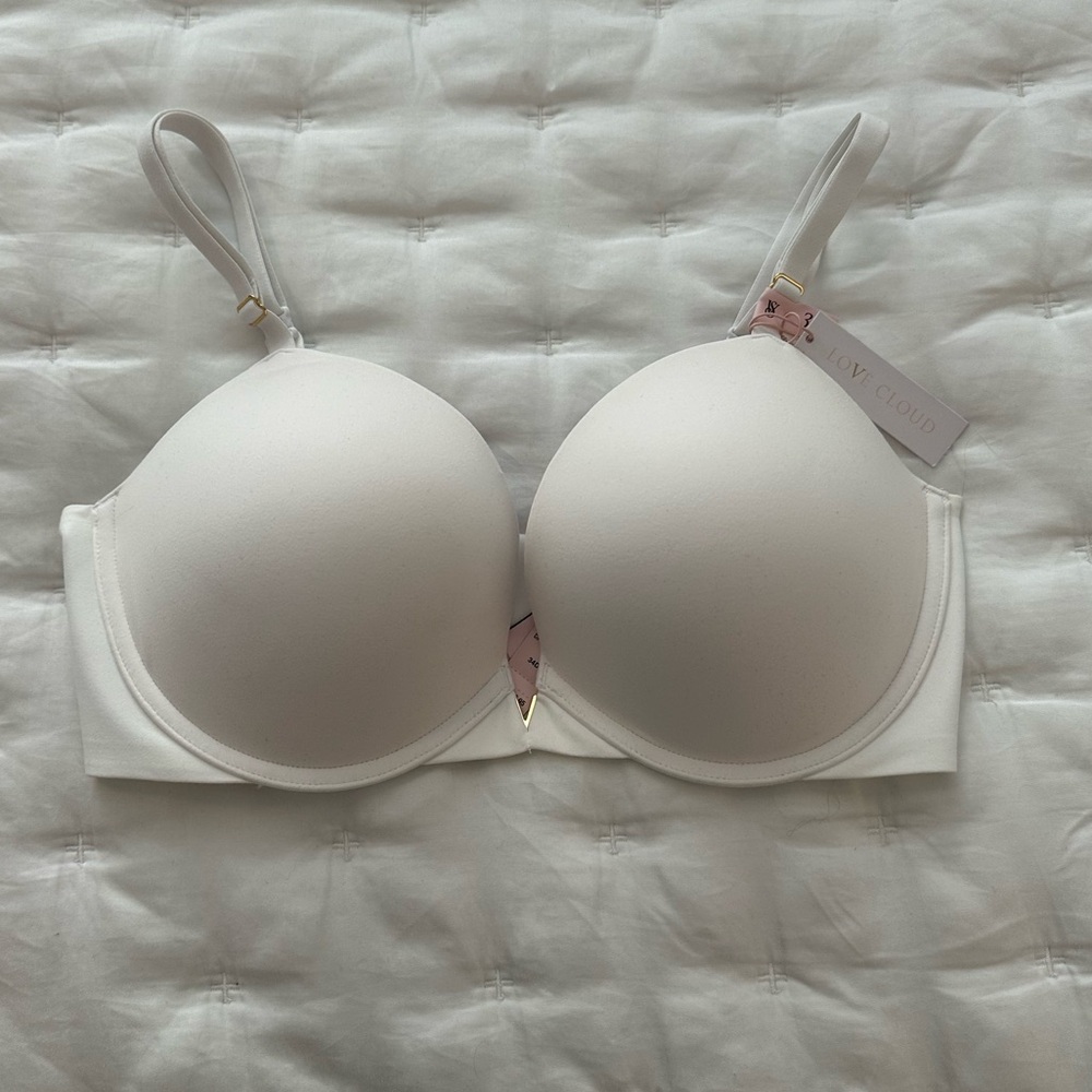 NWT Love Cloud Push Up Bra